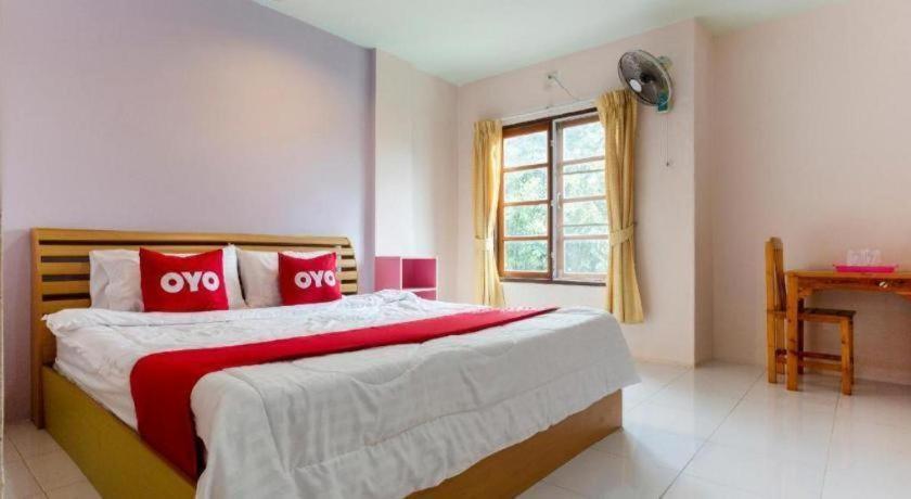 Oyo 75356 Thipsiri Lodge Chiang Mai Dış mekan fotoğraf